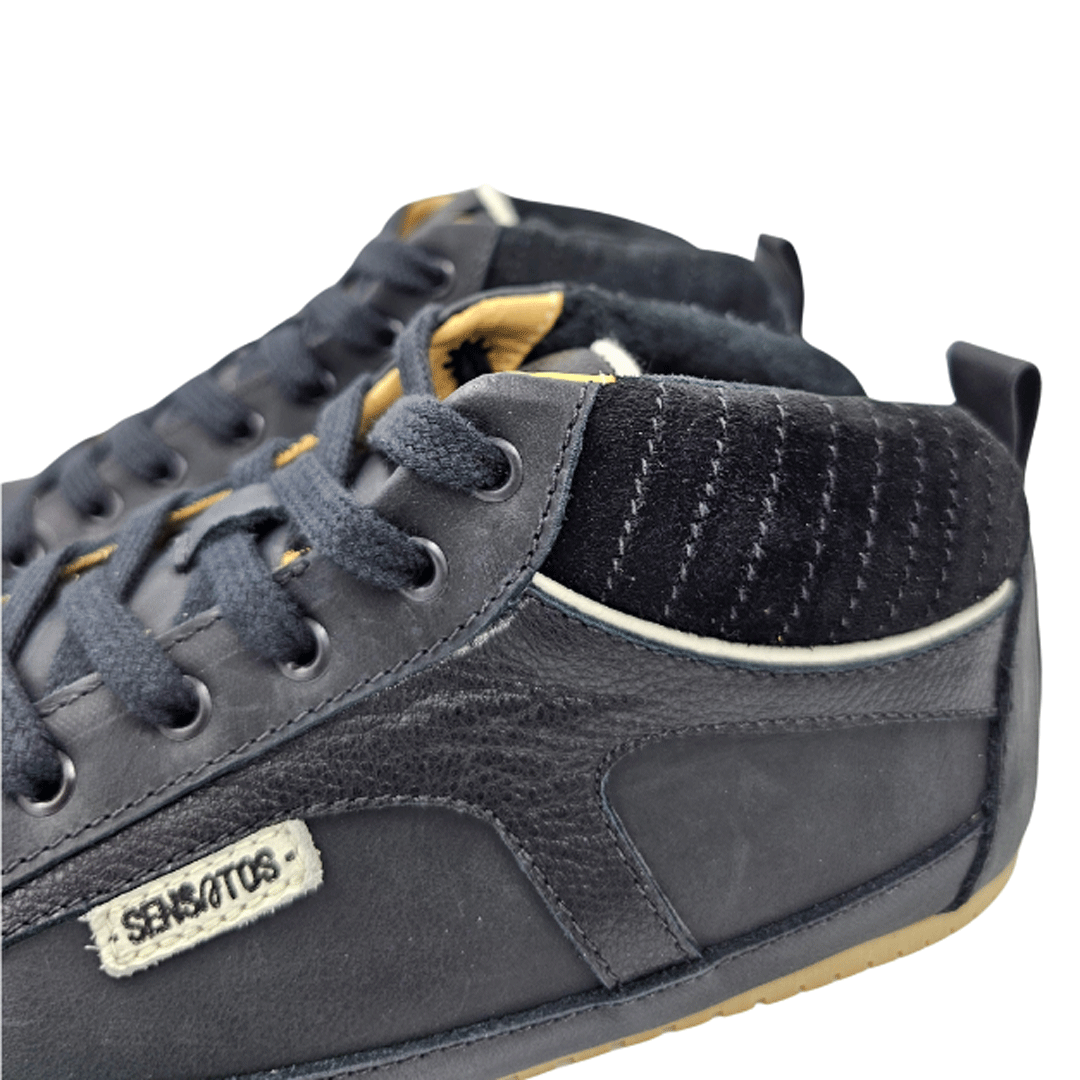 Zapatilla B1. Negra
