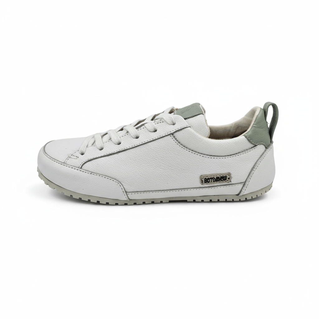 Zapatilla A1. Blanca Romero