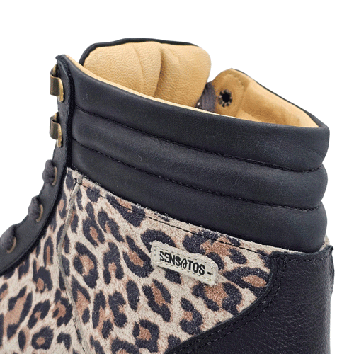 Bototo C2. Animal Print Negro